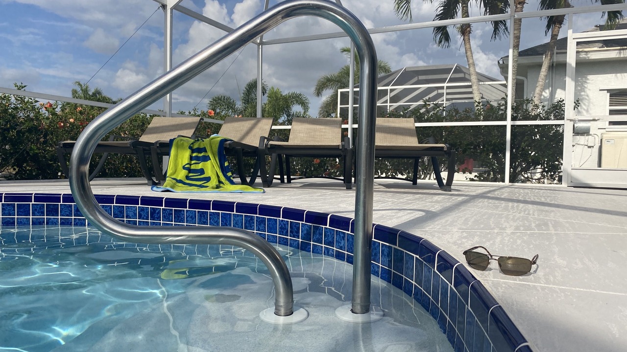 Photo of Outdoor in Pelican
