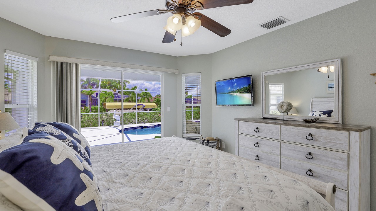 Photo of Outdoor in Pelican