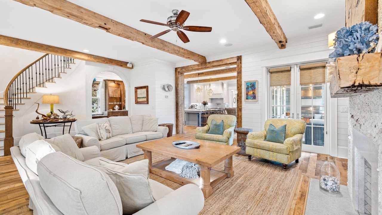 Photo of Livingroom in WaterSound Beach