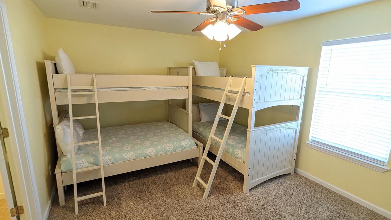 Photo of Bedroom in Crescent Beach