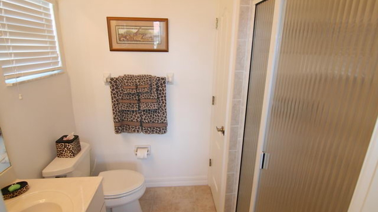 Photo of Bathroom in Caloosahatchee