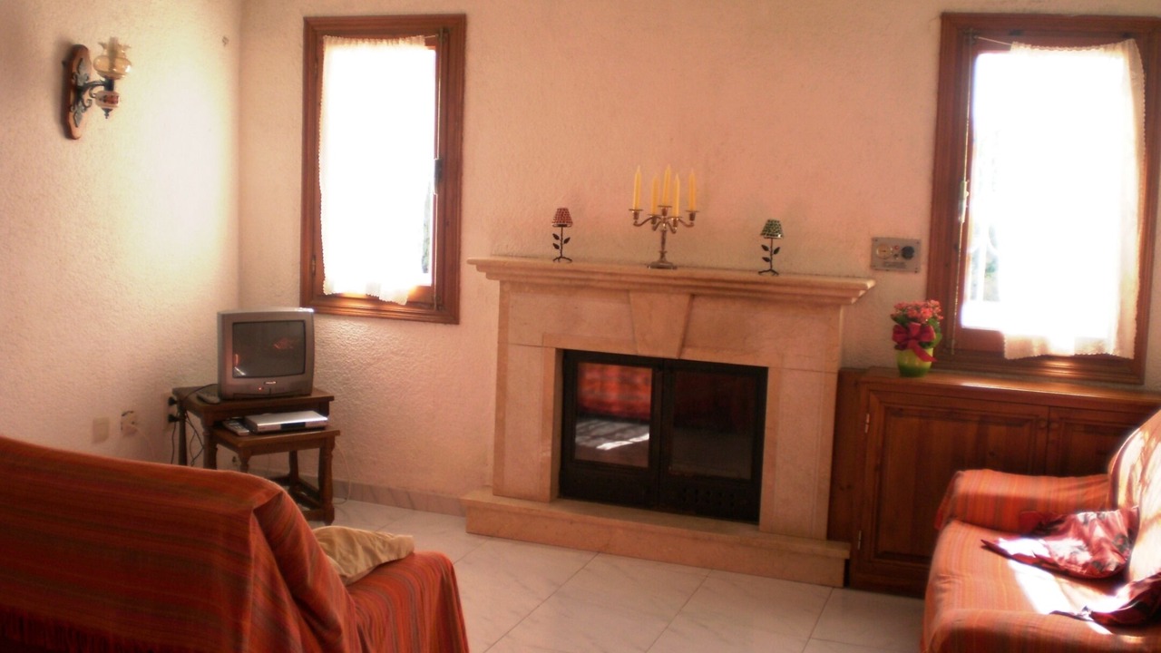 Photo of Livingroom in Jalon