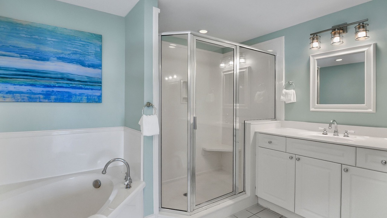 Photo of Bathroom in Fort Walton Beach - Destin