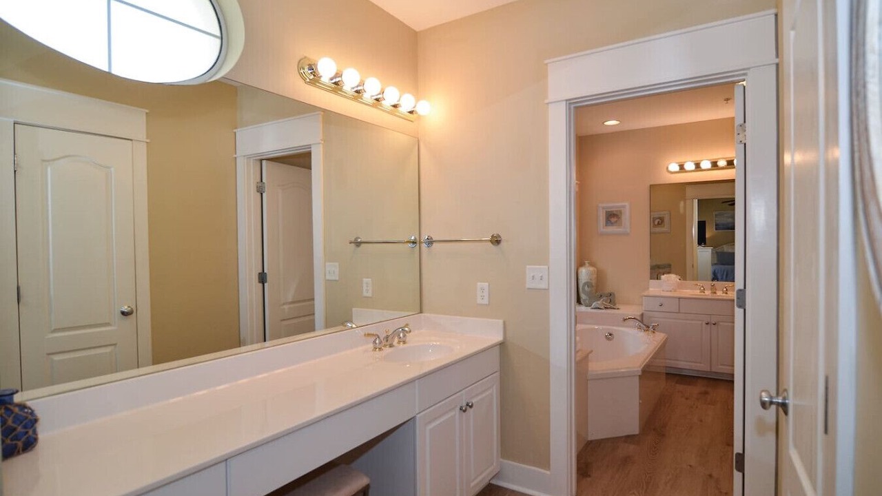 Photo of Bathroom in Seacrest Beach