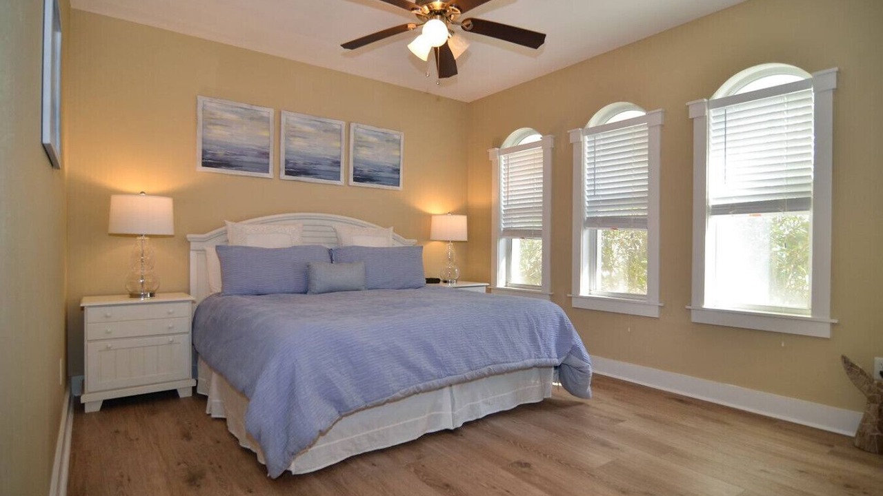 Photo of Bedroom in Seacrest Beach