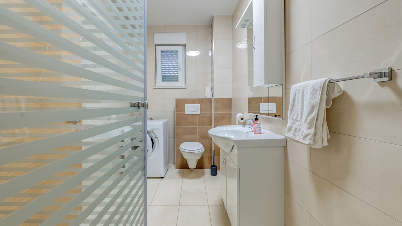 Photo of Bathroom in Slatine