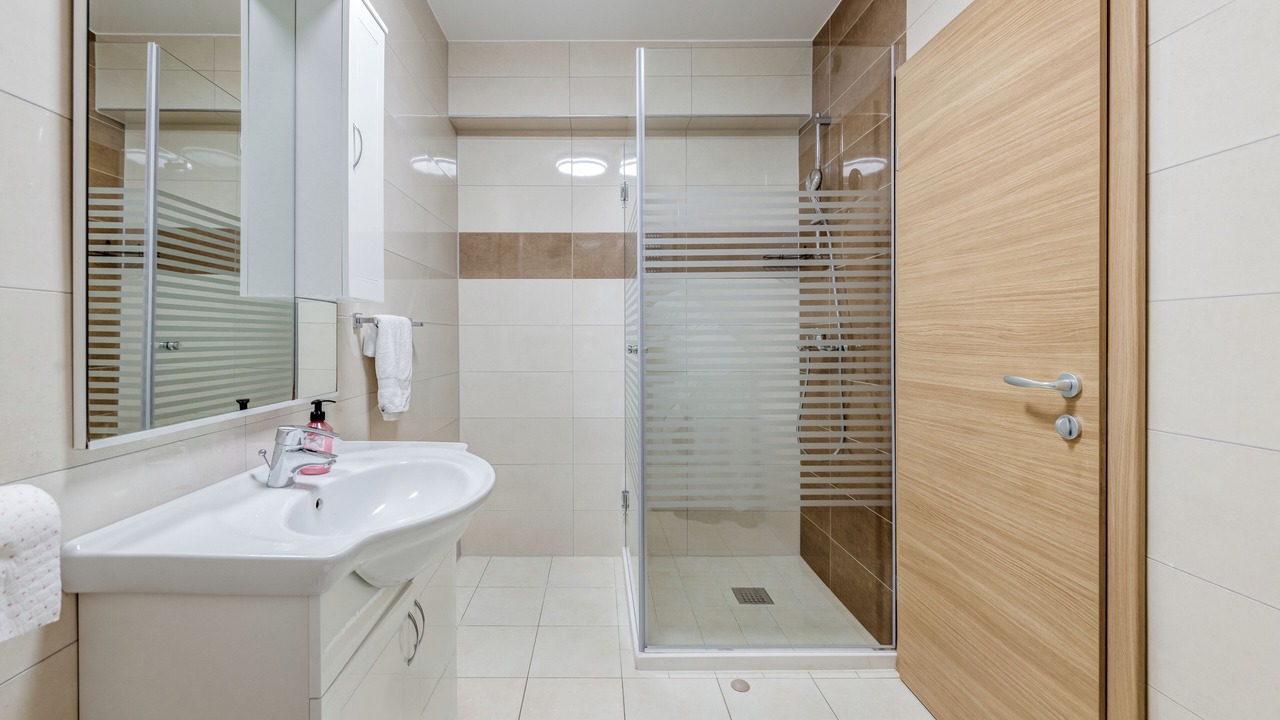 Photo of Bathroom in Slatine