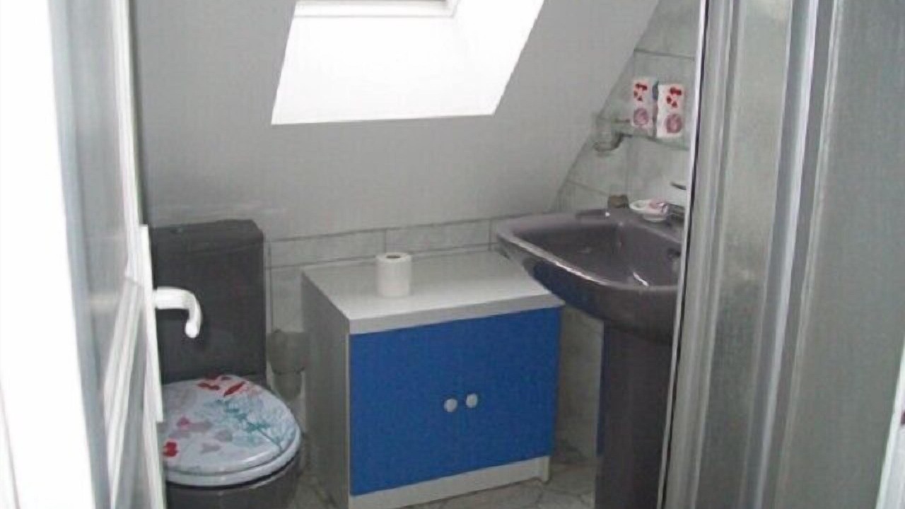 Photo of Bathroom in Groix
