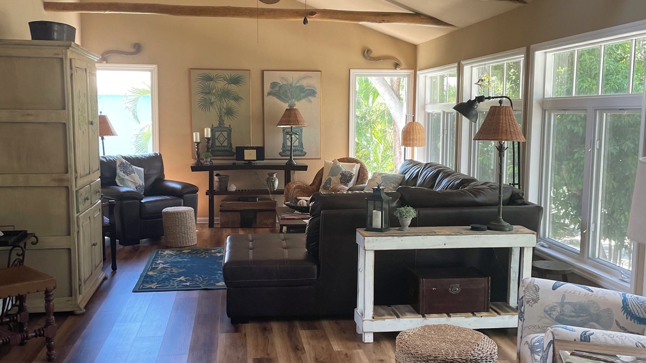 Photo of Livingroom in Captiva