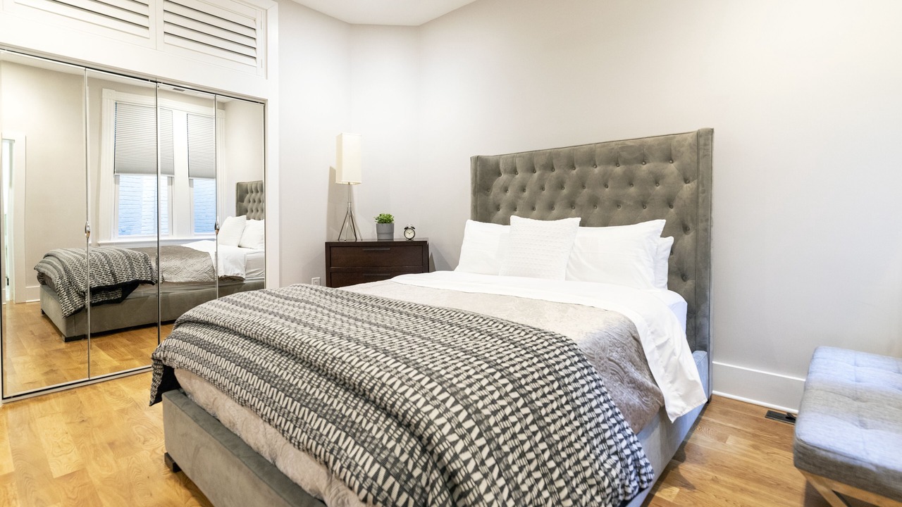 Photo of Bedroom in Dupont Circle