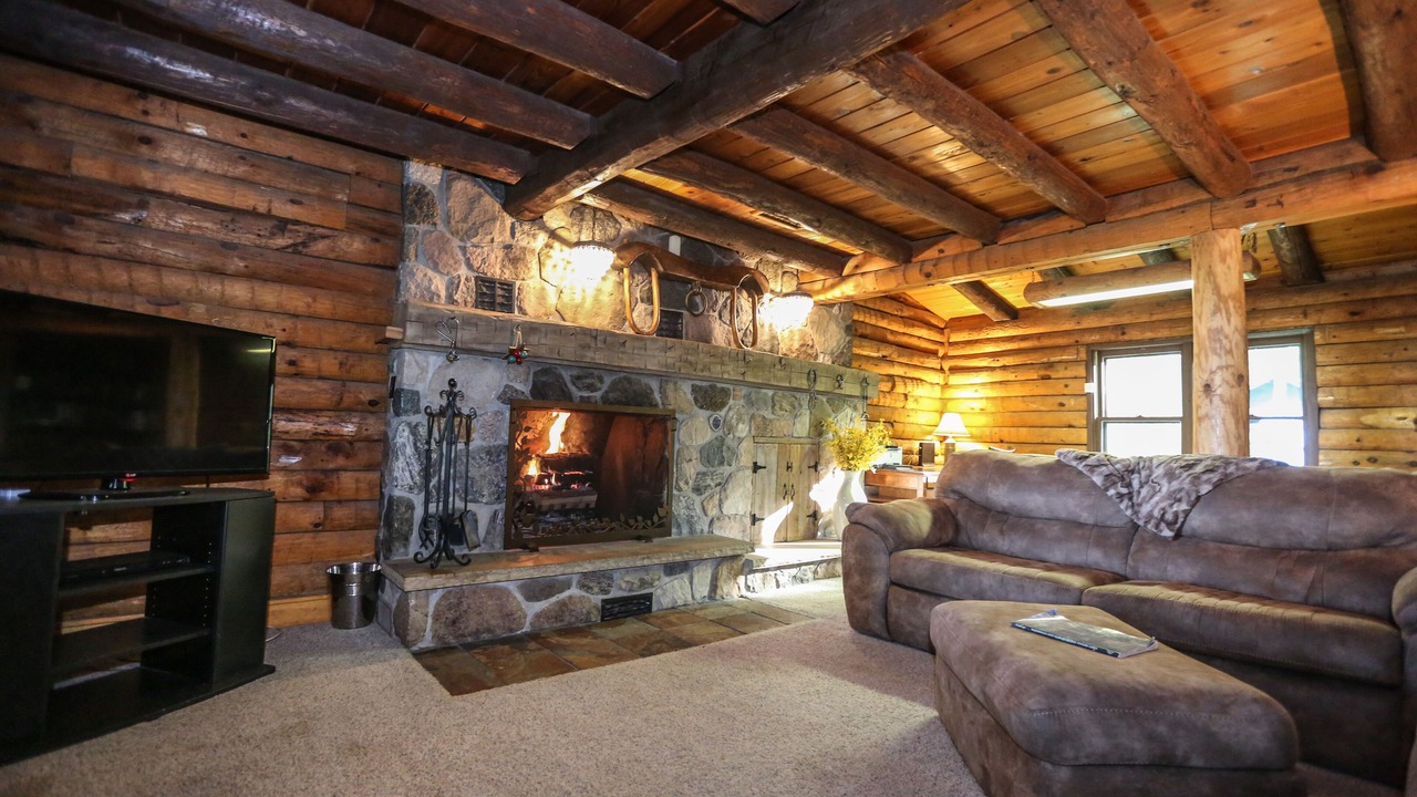 Photo of Livingroom in Canandaigua