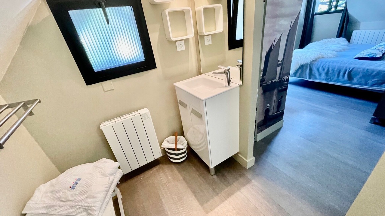 Photo of Bedroom in Arradon