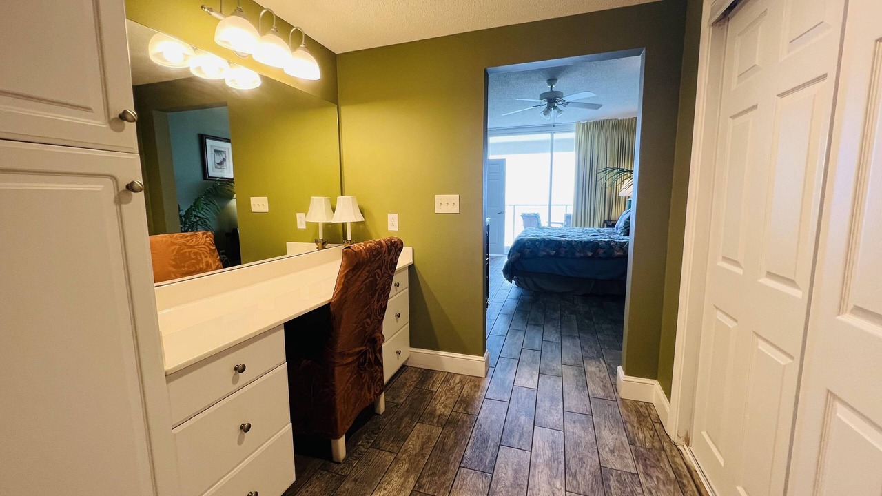Photo of Bedroom in Long Beach