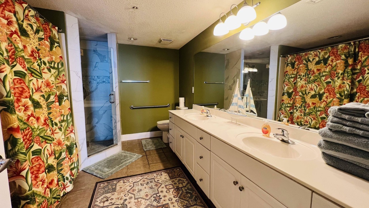 Photo of Bathroom in Long Beach