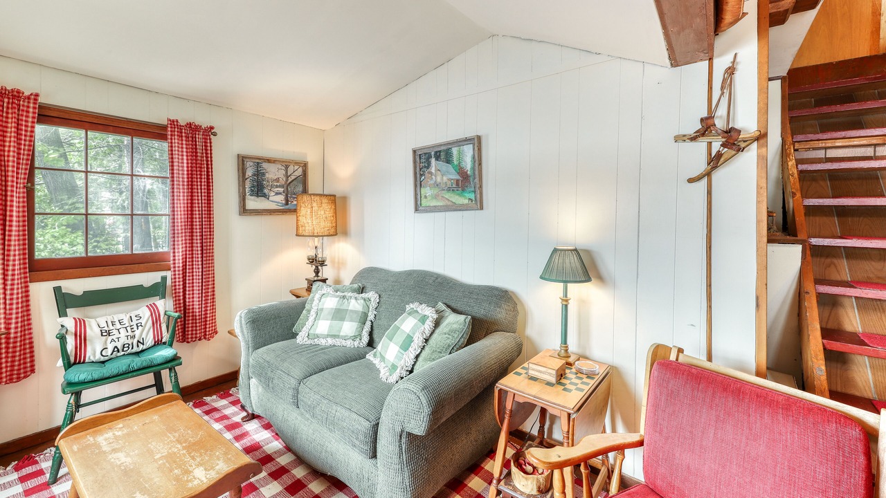 Photo of Livingroom in Chestertown