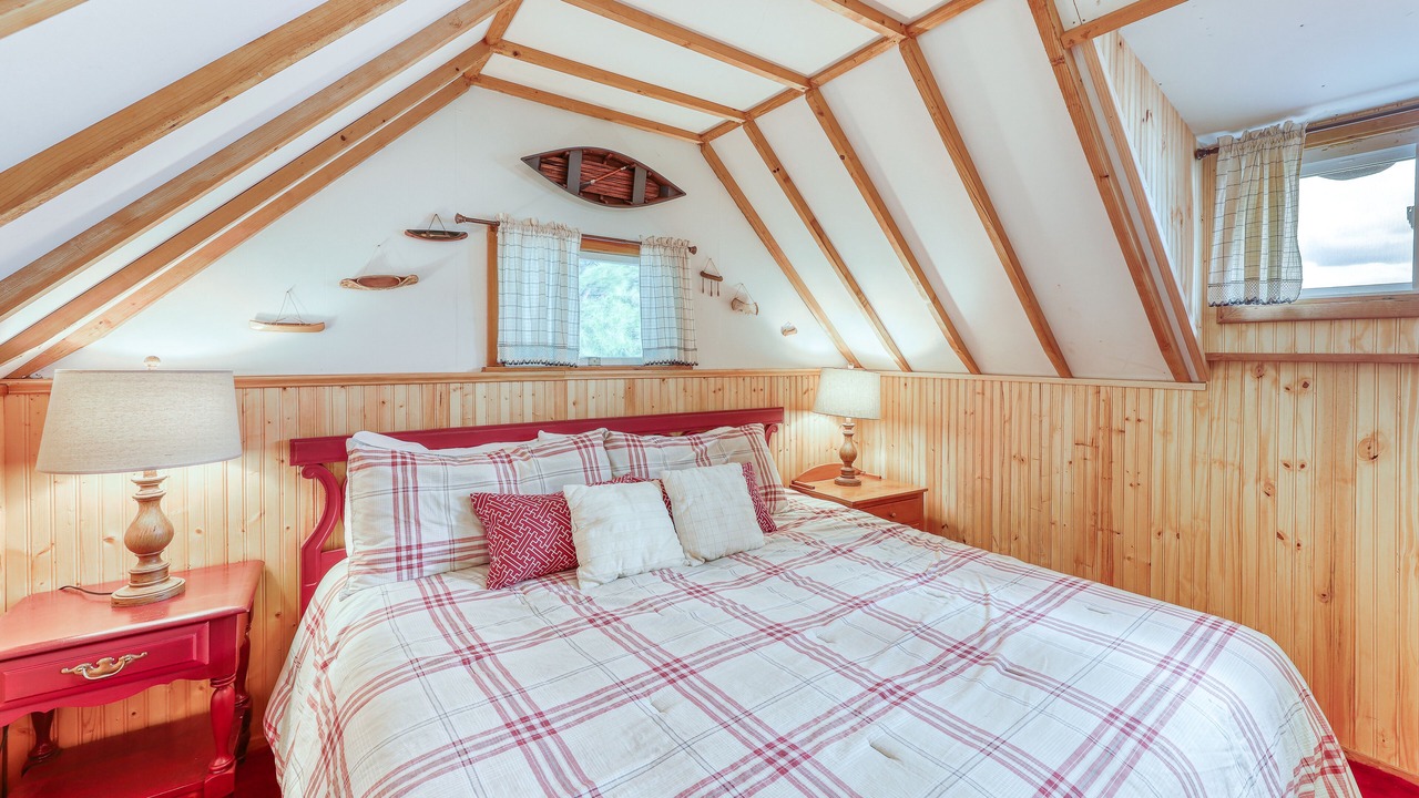 Photo of Bedroom in Chestertown