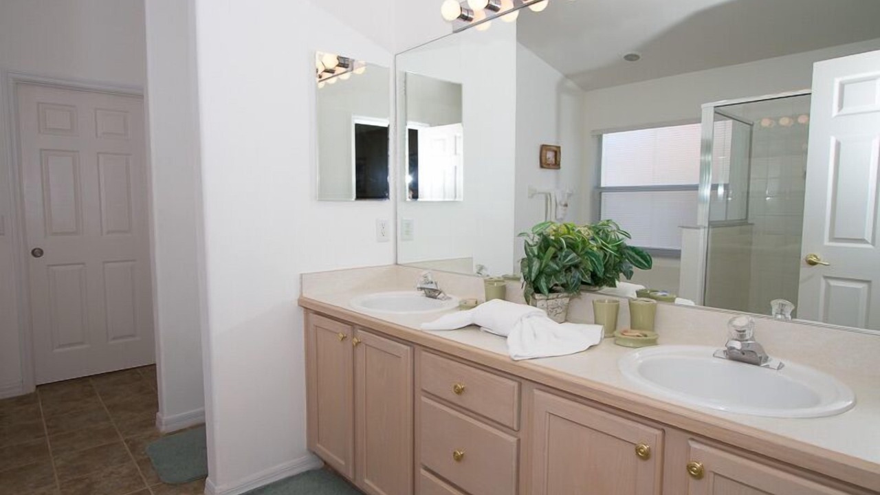 Photo of Bathroom in Windsor Palms