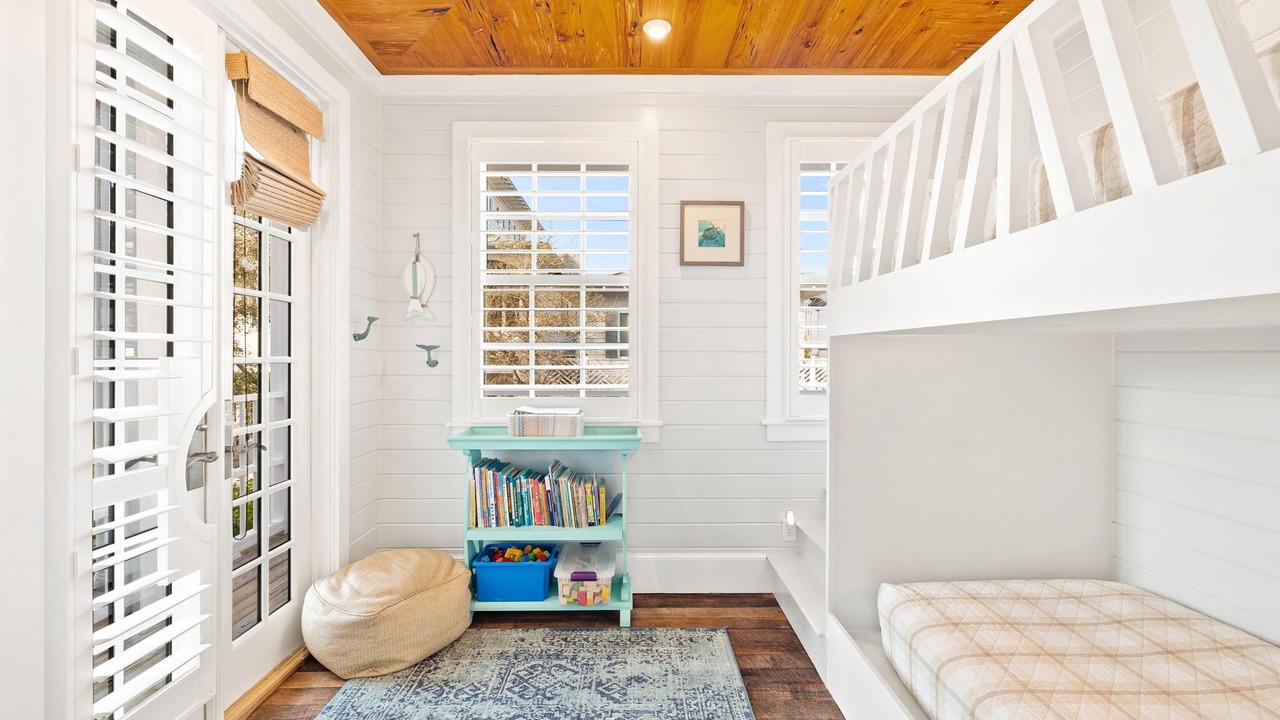 Photo of Bedroom in Rosemary Beach