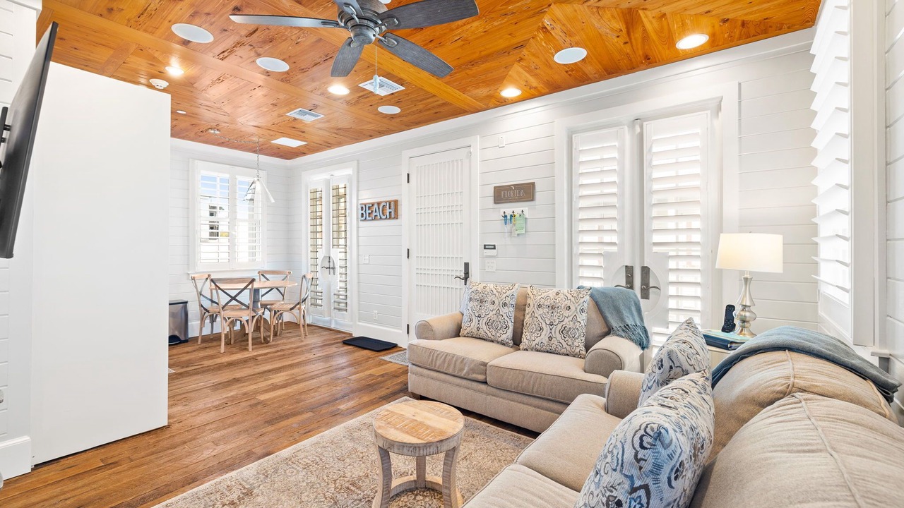 Photo of Livingroom in Rosemary Beach
