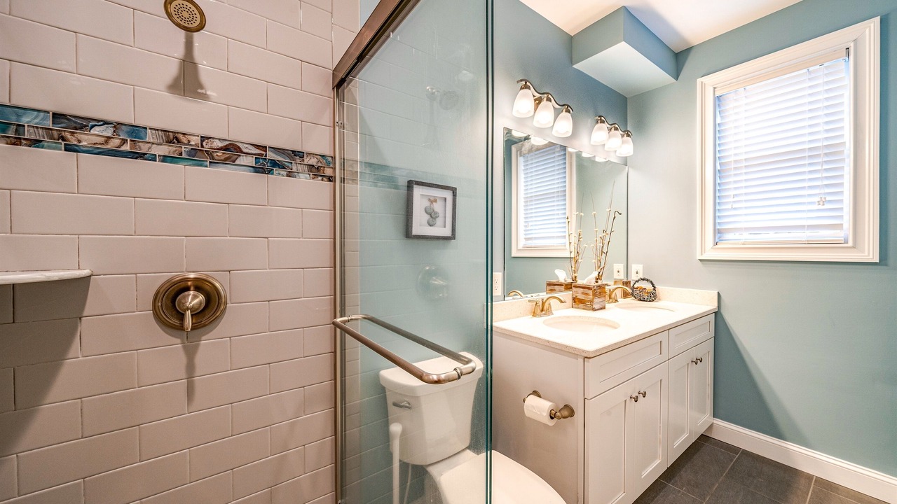 Photo of Bathroom in North End