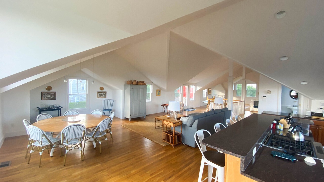Photo of Bedroom in Brant Point