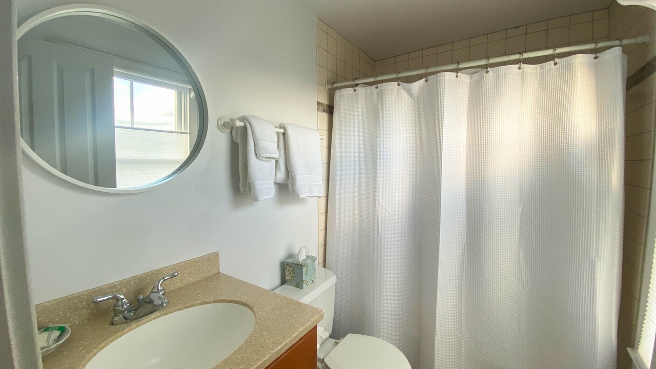 Photo of Bathroom in Brant Point