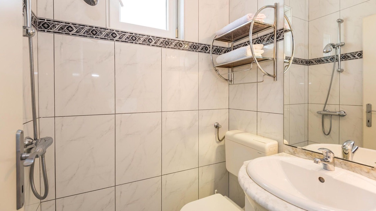 Photo of Bathroom in Podaca