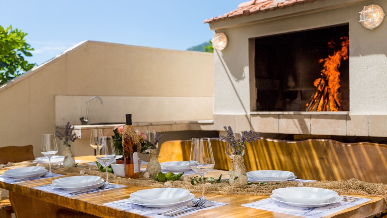 Photo of Outdoor in Kastel Sucurac