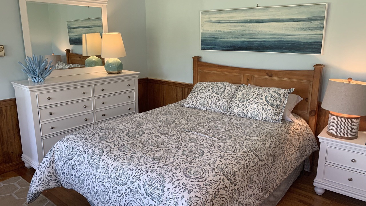 Photo of Bedroom in Dennis