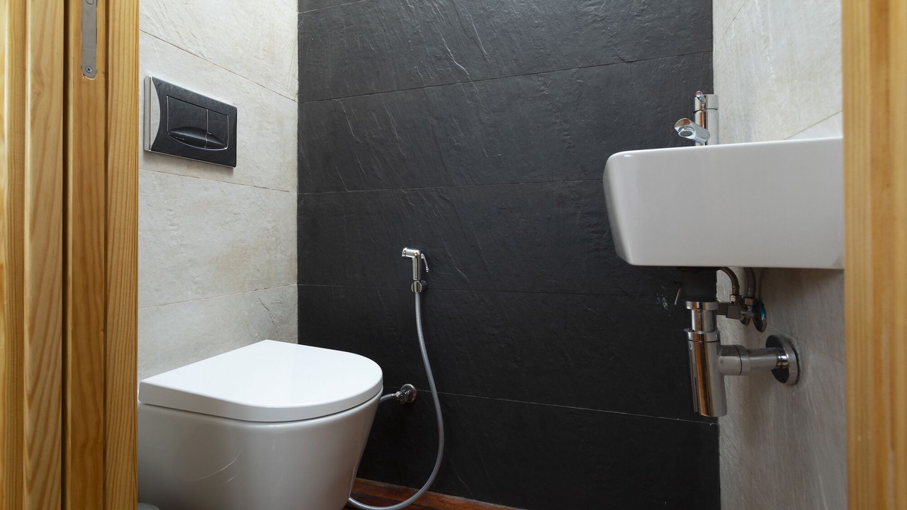 Photo of Bathroom in Baixa