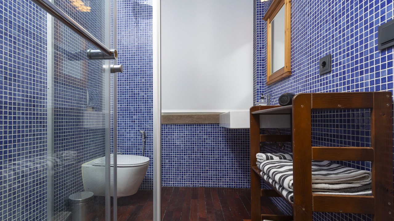 Photo of Bathroom in Baixa