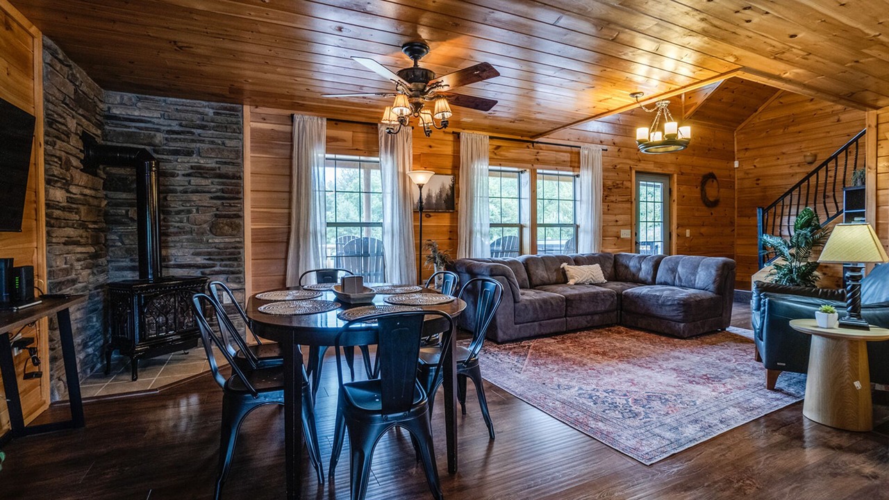 Photo of Livingroom in Himrod