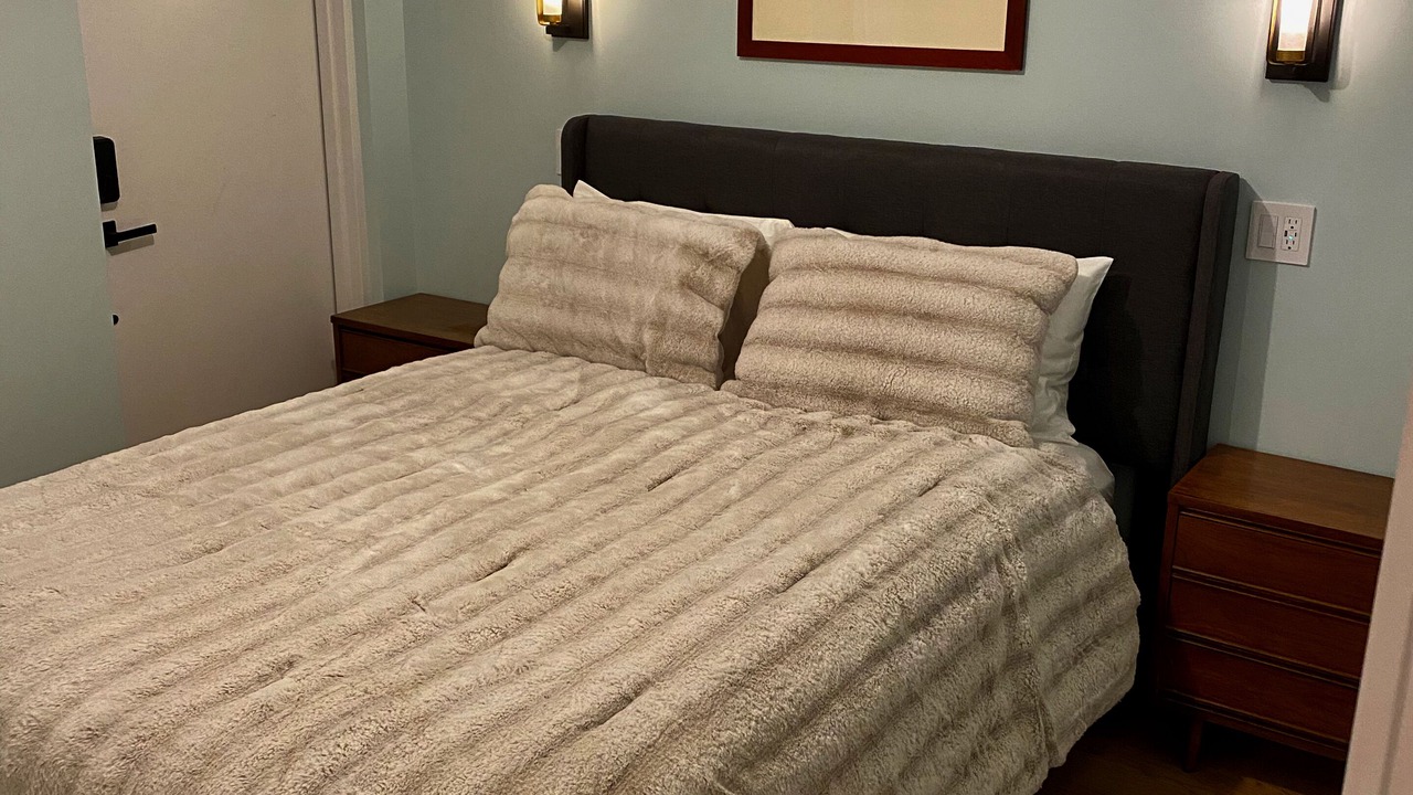 Photo of Bedroom in Williamsburg