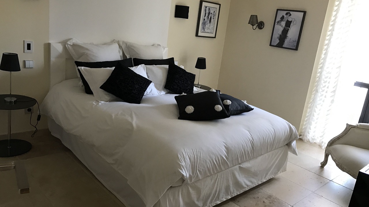 Photo of Bedroom in Montfavet