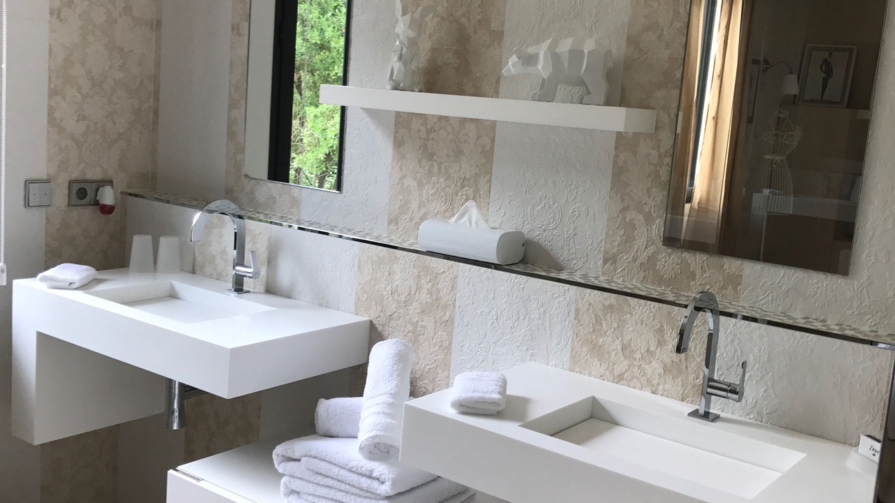 Photo of Bathroom in Montfavet