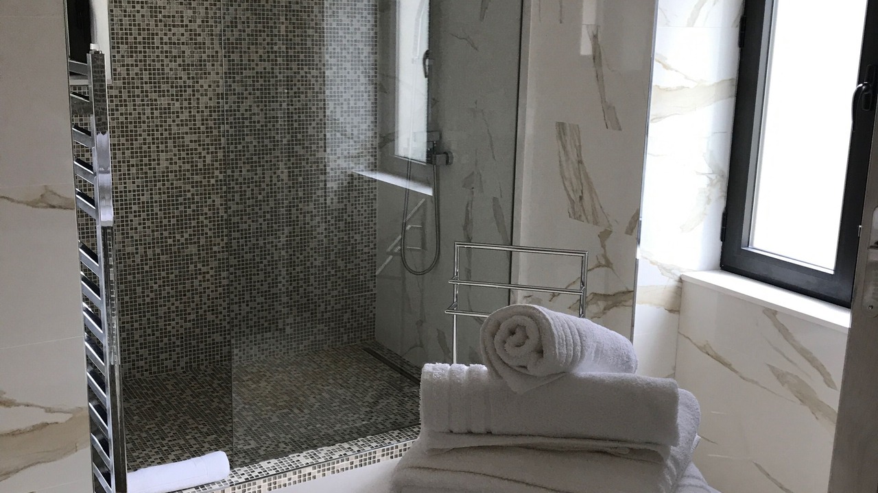 Photo of Bathroom in Montfavet