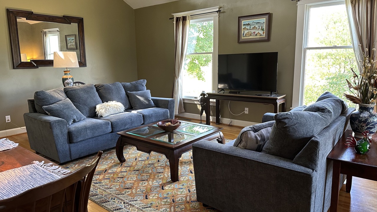 Photo of Livingroom in Lexington