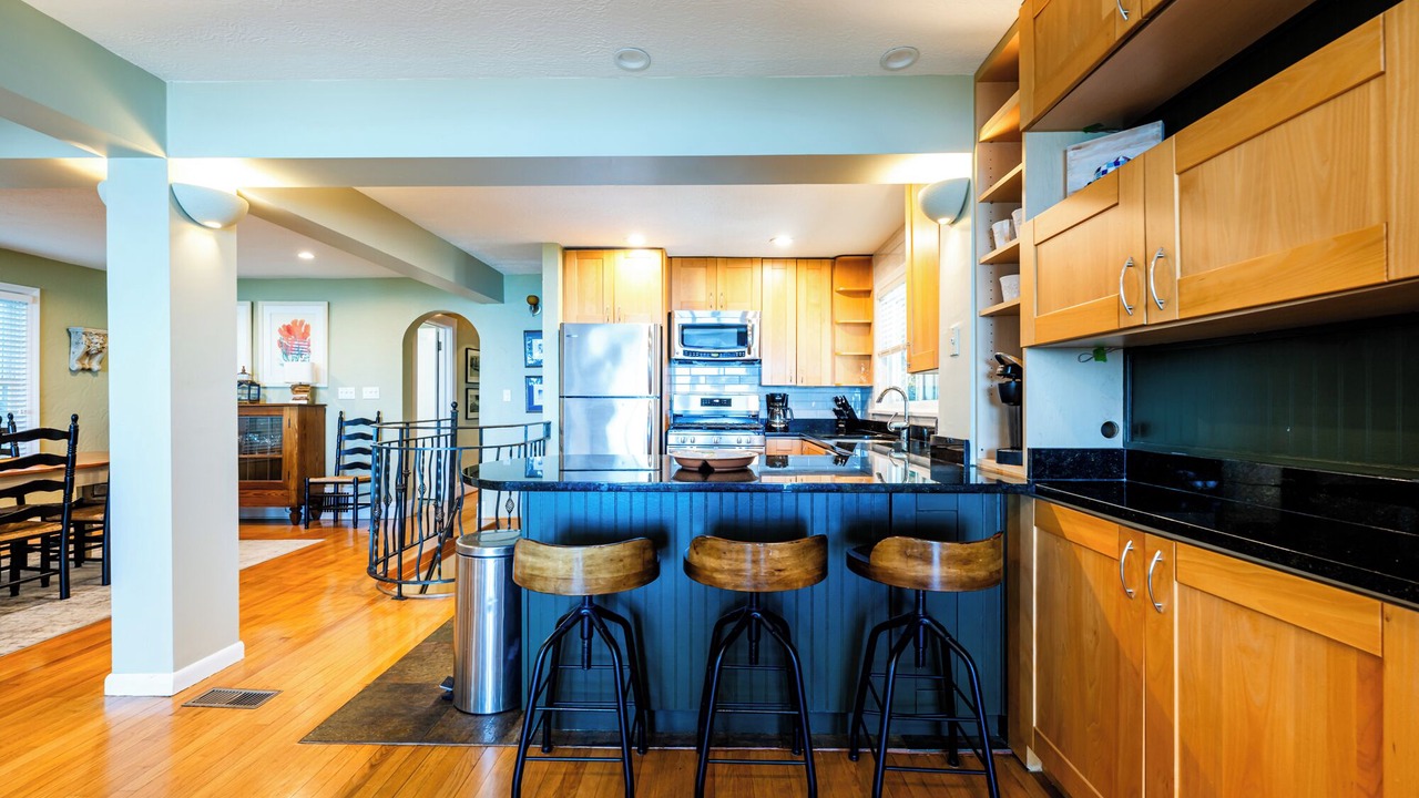 Photo of Kitchen in Gordon Beach