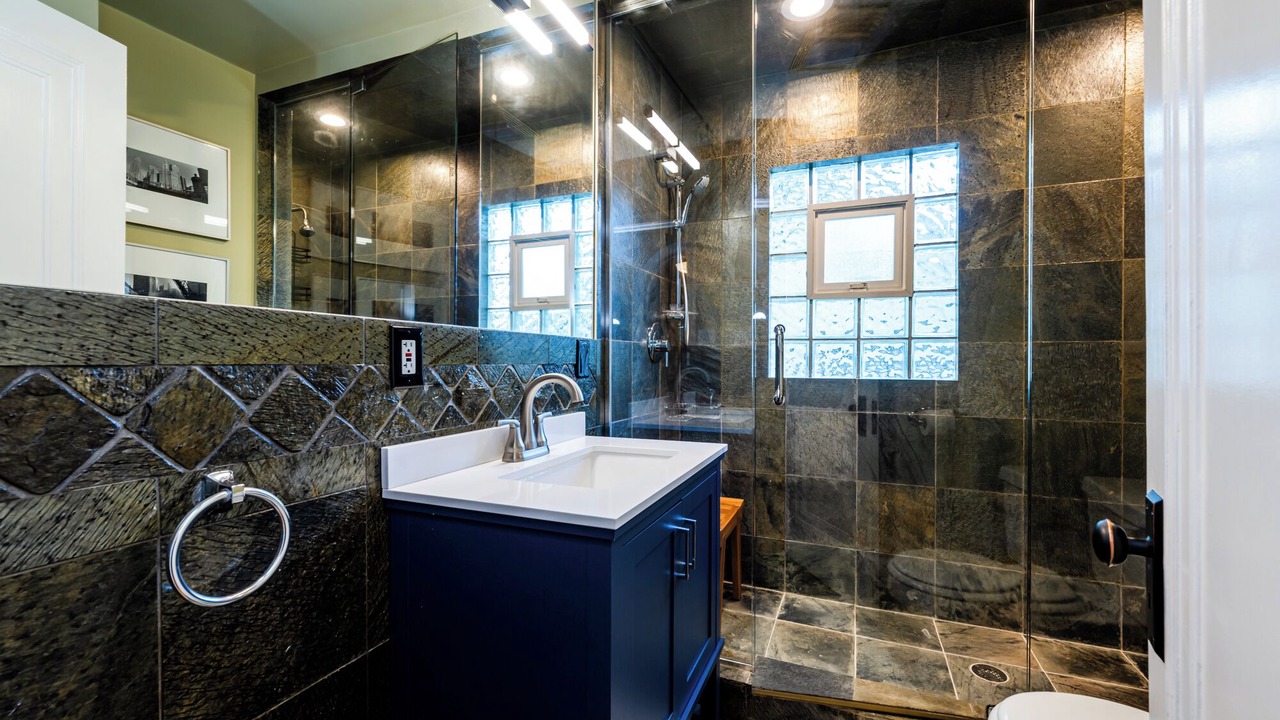 Photo of Bathroom in Gordon Beach