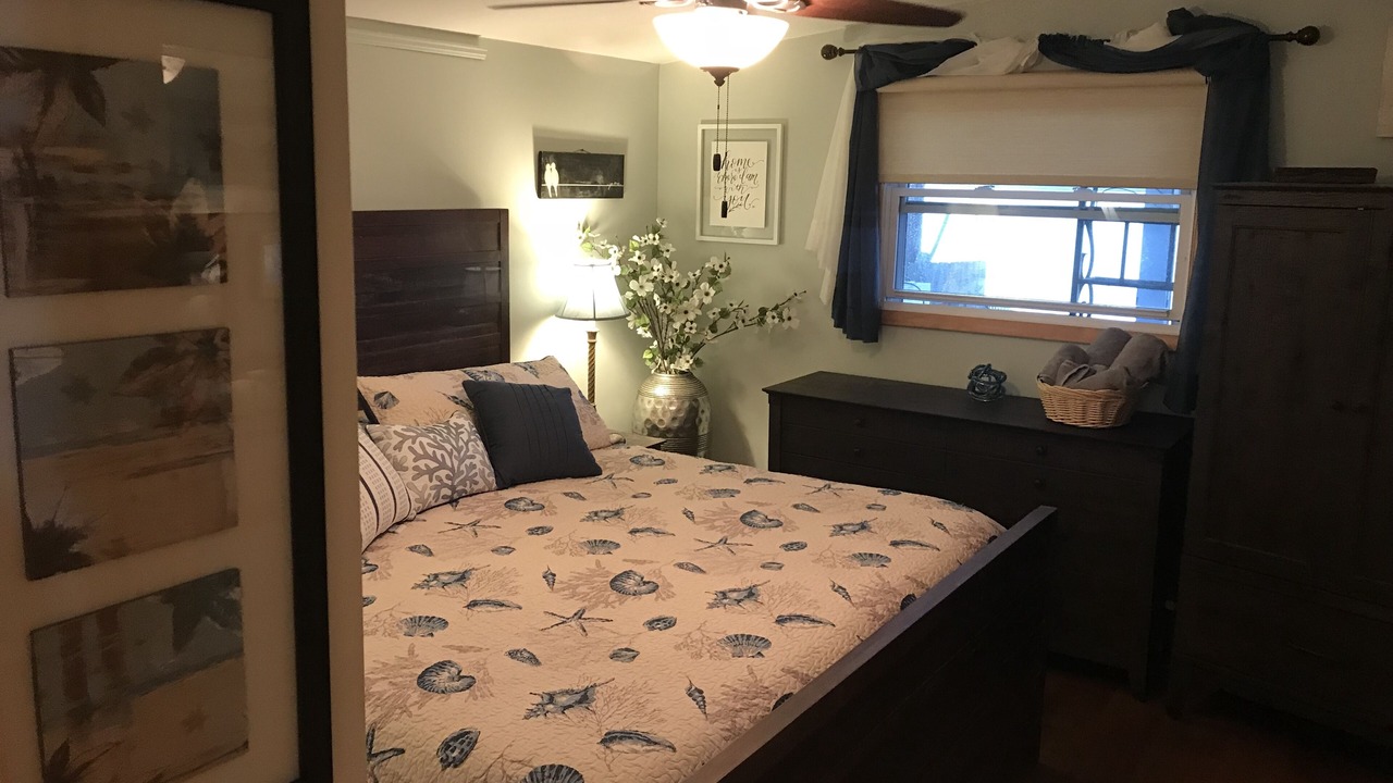 Photo of Bedroom in Geneseo