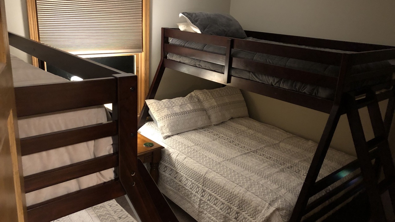 Photo of Bedroom in Au Train