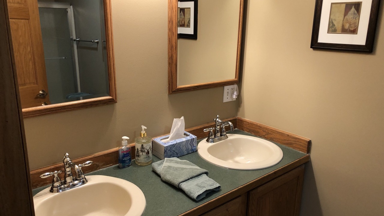 Photo of Bathroom in Au Train