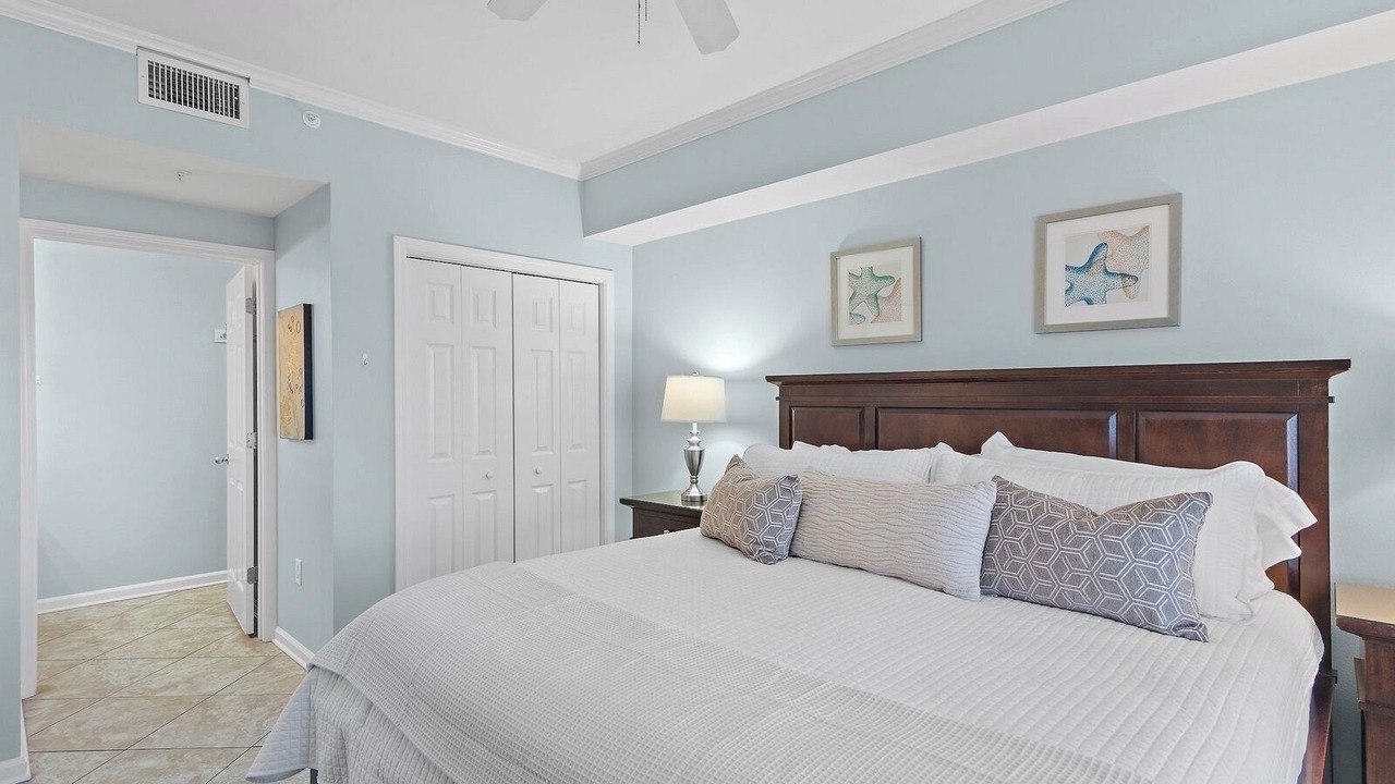 Photo of Bedroom in Miramar Beach