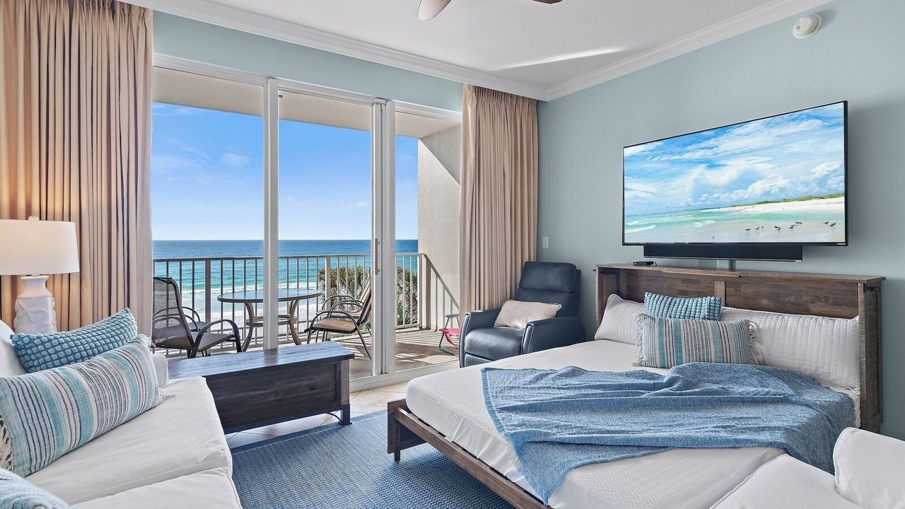 Photo of Bedroom in Miramar Beach