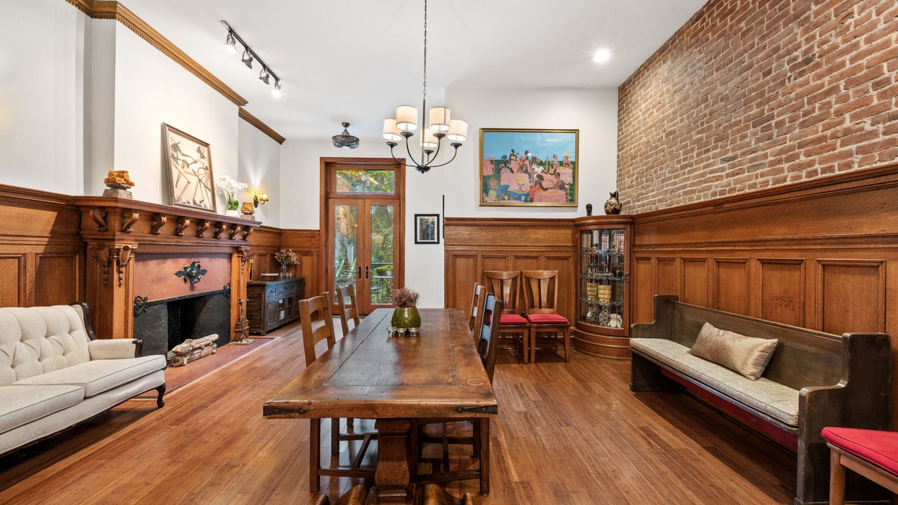 Photo of Livingroom in Central Park North