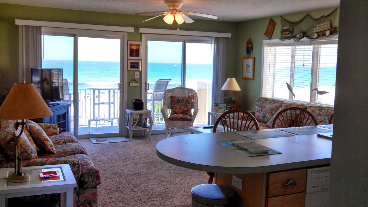 Photo of Livingroom in Fort Walton Beach