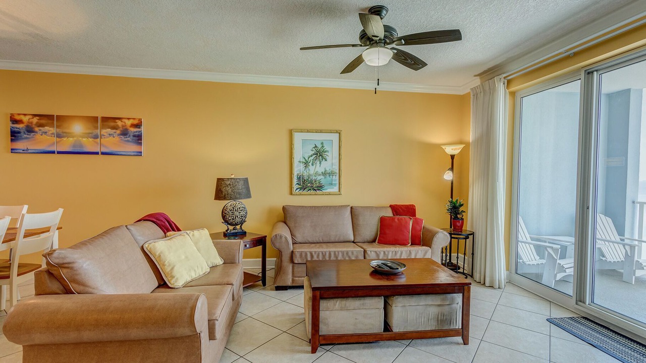 Photo of Livingroom in Long Beach