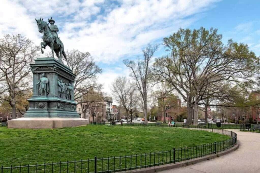 Photo of Others in Logan Circle