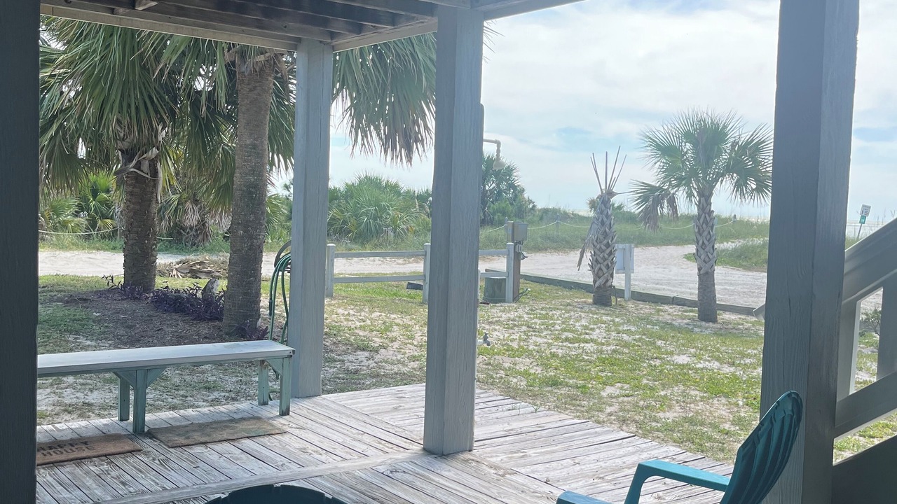 Photo of Patio Balcony in Indian Pass