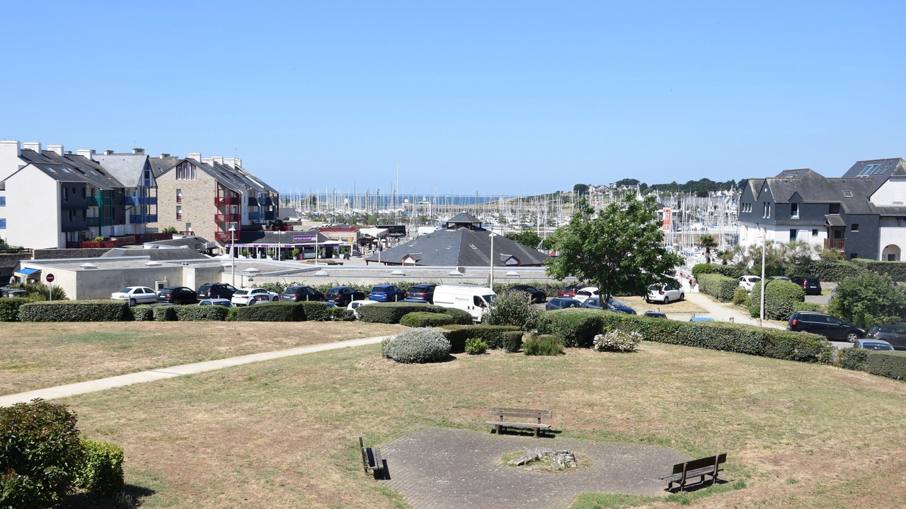 Photo of Others in Arzon